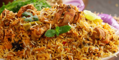 രുചിയുടെ മാന്ത്രികക്കൂട്ട്; വിരുന്നുകാർക്കായി വീട്ടിൽ തയാറാക്കാം കിടിലൻ ചിക്കൻ ബിരിയാണി 