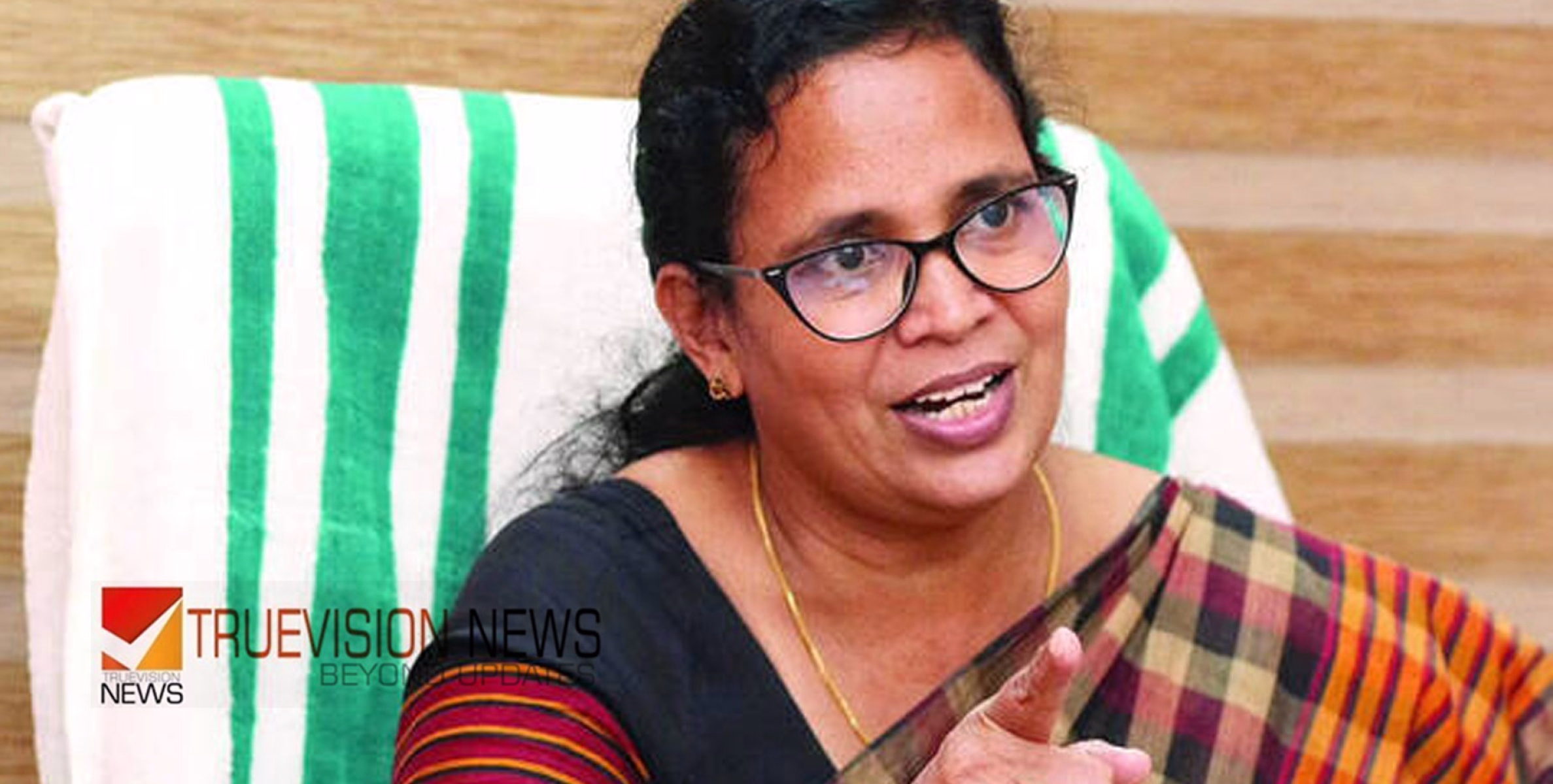  #KKRama |വടകരയില്‍ പോളിങ് മന്ദഗതിയില്‍; മണിക്കൂറുകള്‍ നീണ്ട ക്യൂ ആശങ്കാജനകമെന്ന് കെ.കെ രമ 