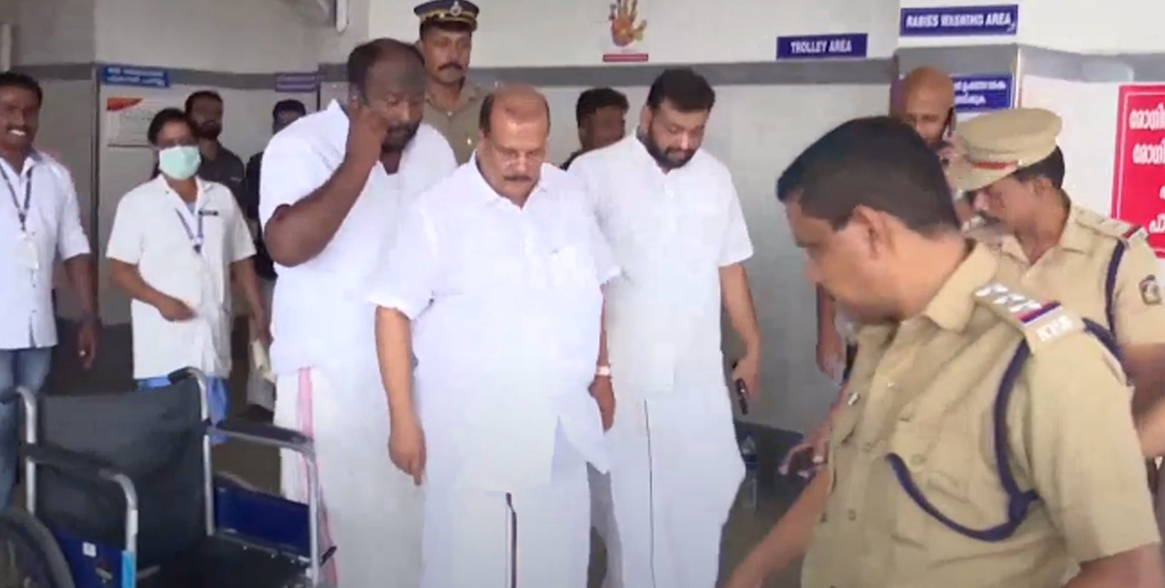 ഇസിജിയില്‍ വ്യതിയാനം; പി സി ജോര്‍ജിനെ കോട്ടയം മെഡിക്കല്‍ കോളേജില്‍ അഡ്മിറ്റ് ചെയ്തു