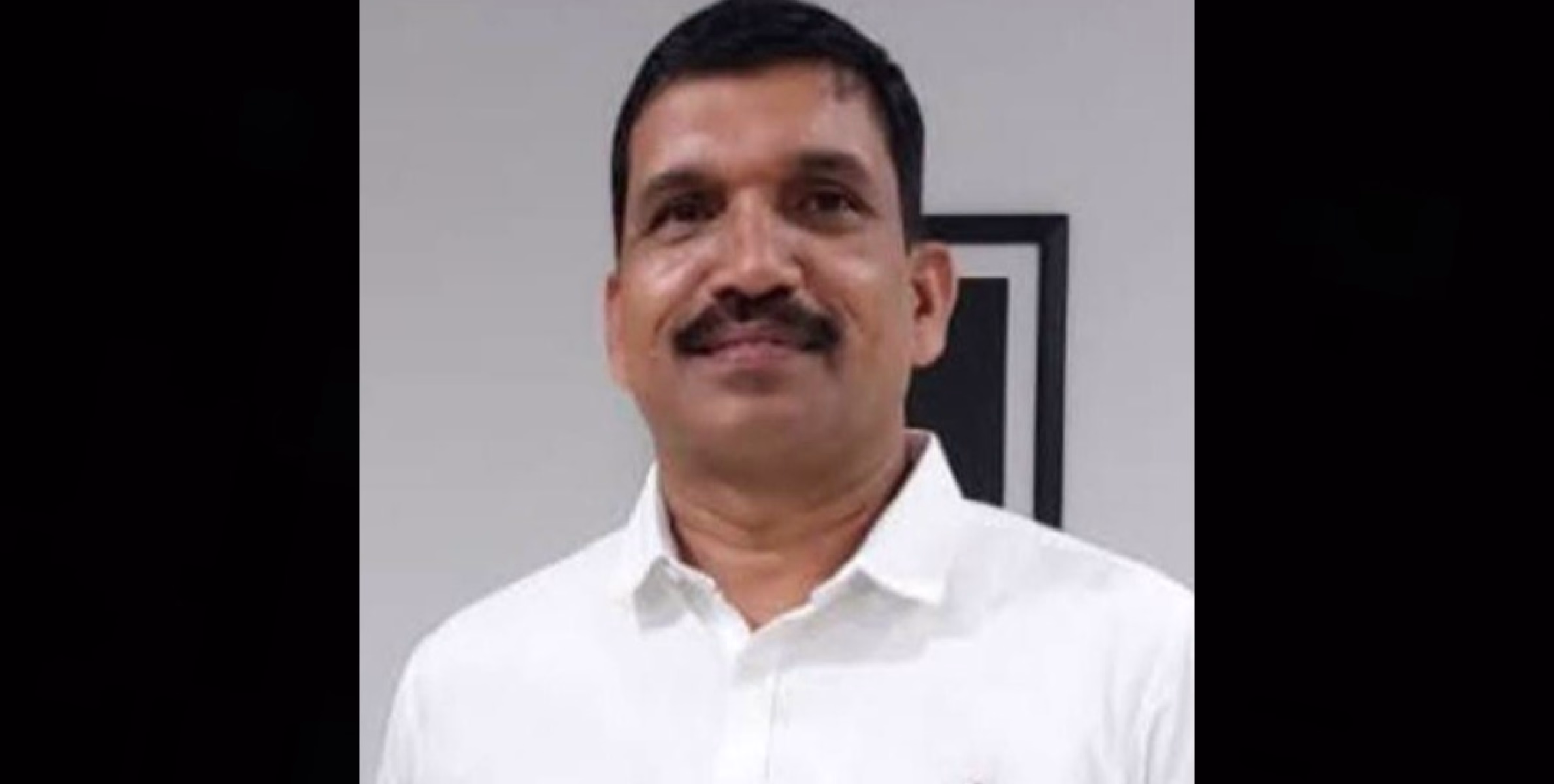 പരിയാരം സ്വദേശി ഡോ. ദിനേശൻ ചെറുവാട്ടിൽ ഇടുക്കി ജില്ലയുടെ പുതിയ ജില്ലാ കളക്ടറായി നിയമിതനായി