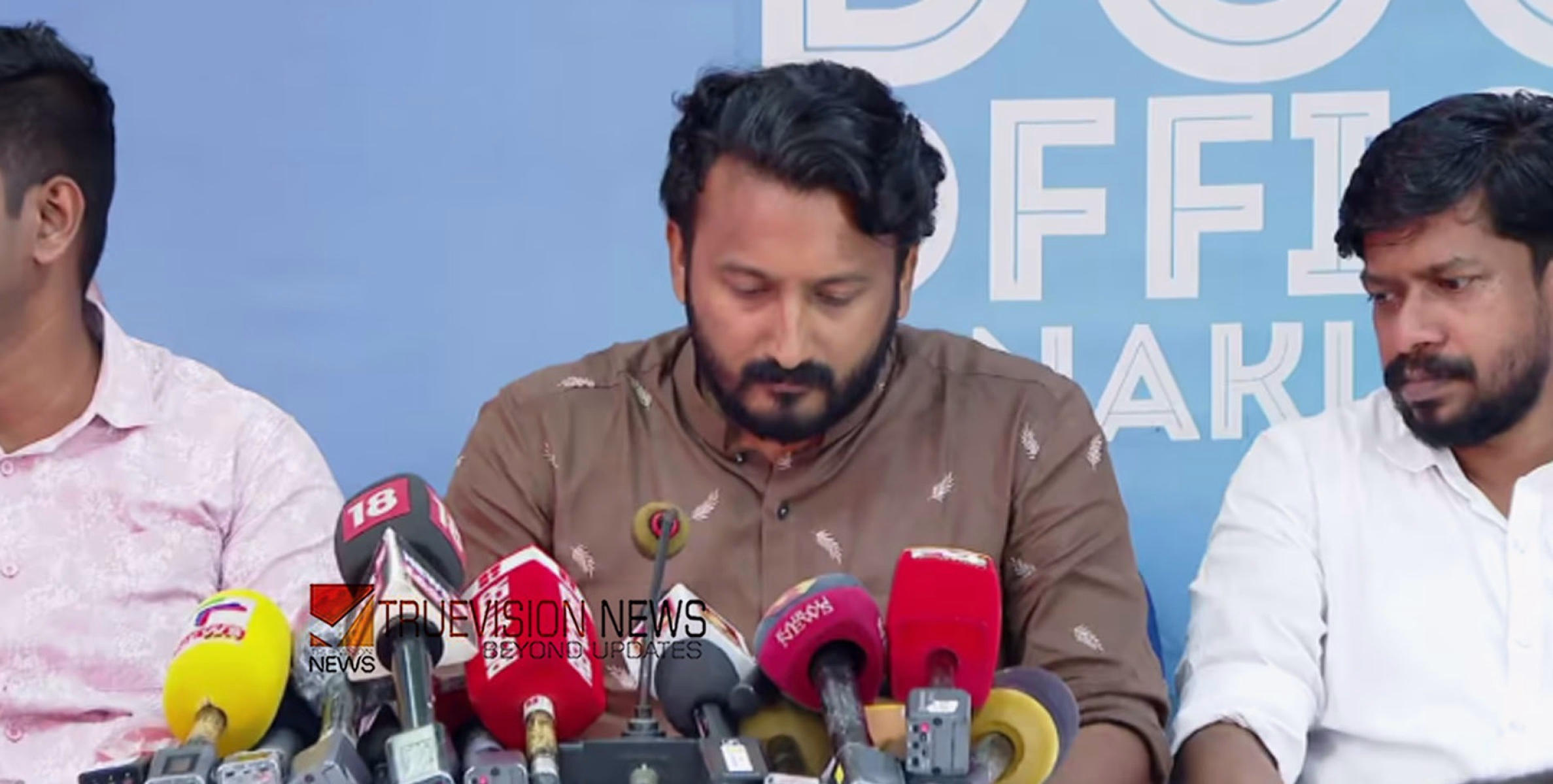 'സംസ്ഥാന അധ്യക്ഷൻ ഏകാധിപതിയെപ്പോലെ പെരുമാറുന്നു', യൂത്ത് കോൺഗ്രസ് ഇടുക്കി നേതൃസംഗമത്തിൽ രാഹുൽ മാങ്കൂട്ടത്തിലിനെതിരെ വിമർശനം