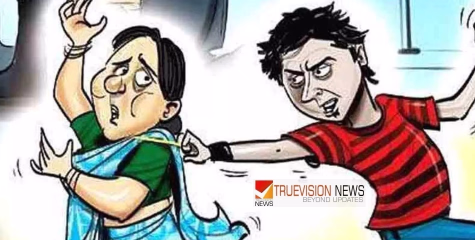 നാദാപുരം വാണിമേലിൽ വീട്ടിൽ അതിക്രമിച്ച് കയറി വീട്ടമ്മയുടെ സ്വർണമാല കവർന്നു; രണ്ടുപേർ കസ്റ്റഡിയിൽ  