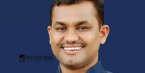 പറന്നിറങ്ങിയതും പിടിയിൽ... പദ്ധതികളുടെ പേരിൽ 25 കോടി രൂപയുടെ തട്ടിപ്പ്; മുസ്ലിം ലീഗ് ജില്ലാ പഞ്ചായത്ത് അംഗം കസ്റ്റഡിയിൽ 